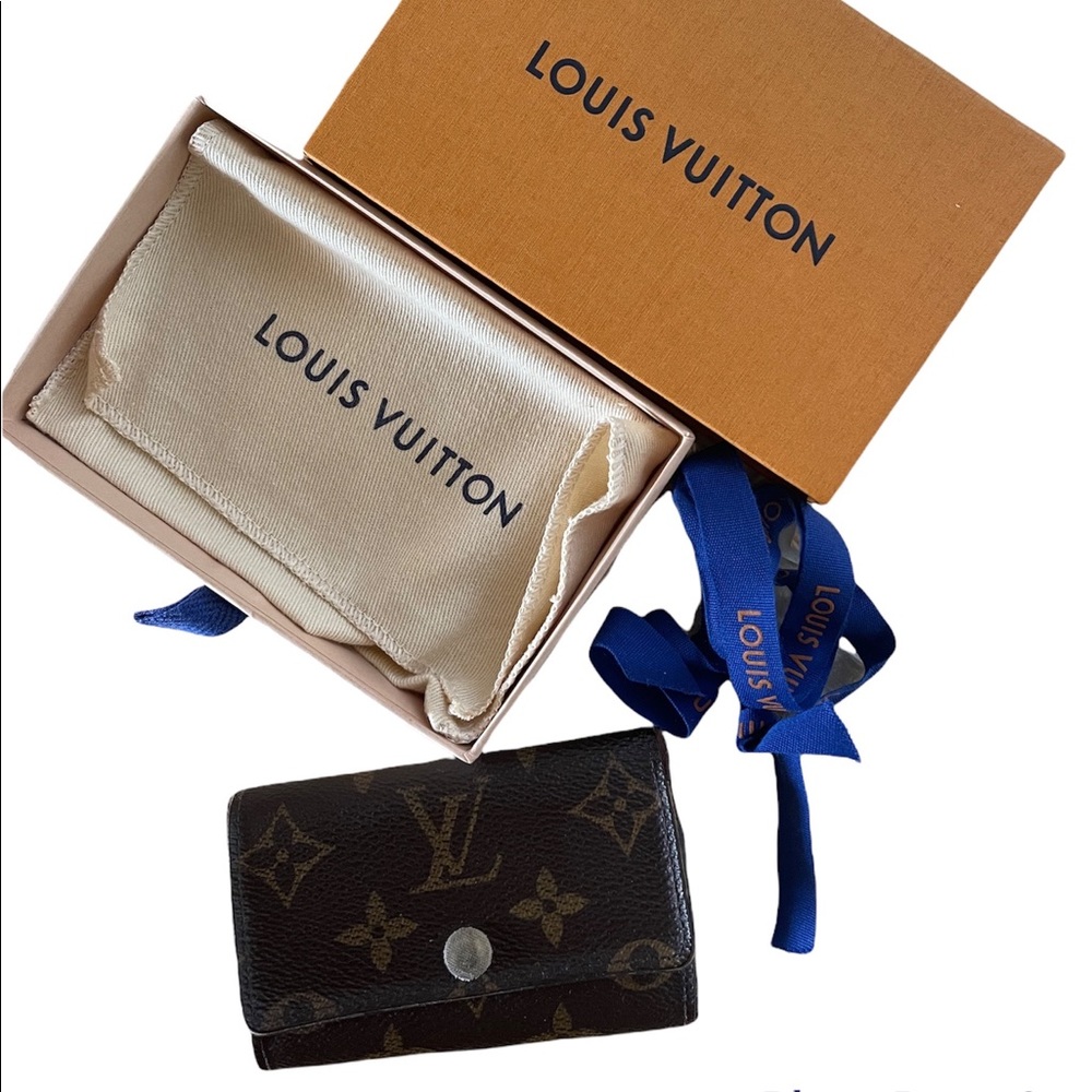 Authentic Louis Vuitton Keyholder Wallet